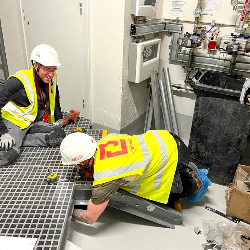 GRP raised access flooring Paris