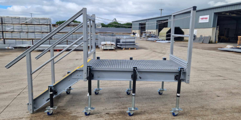 moveable access platform