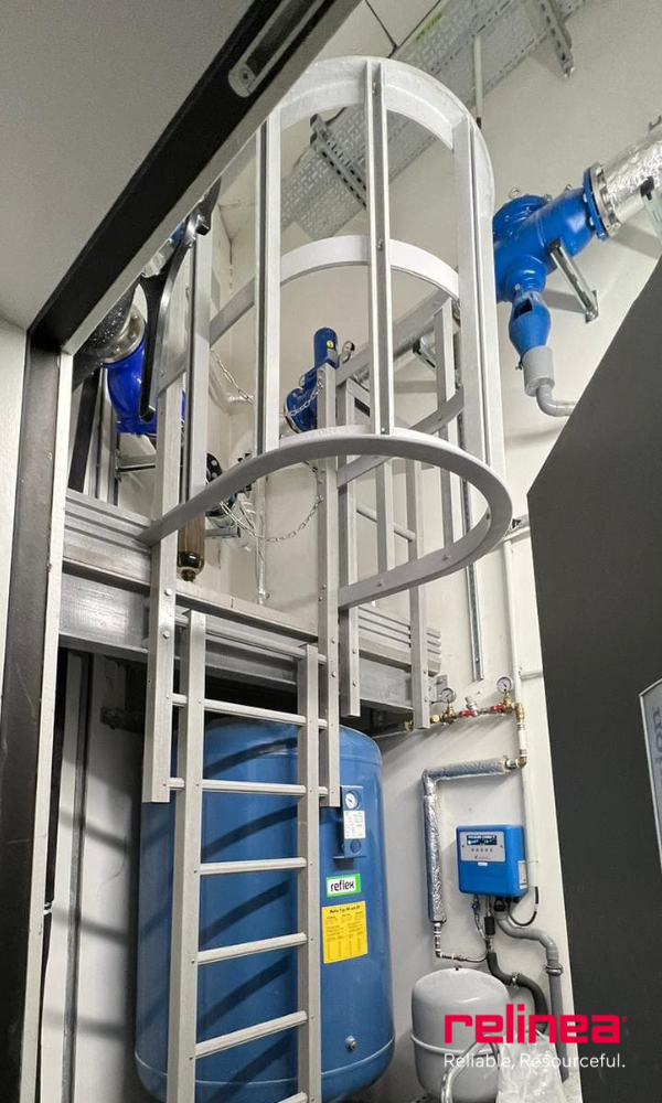 GRP SAFETY ACCESS LADDER