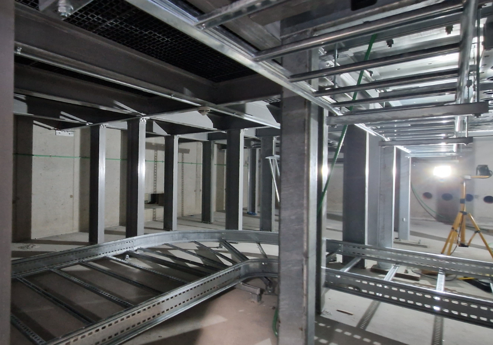 GRP raised access flooring DATA CENTRE