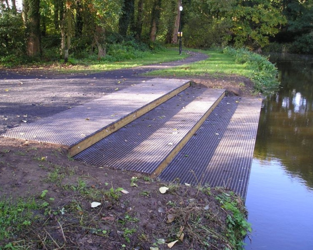 GRP GRATING MARINE ENVIRONMENT