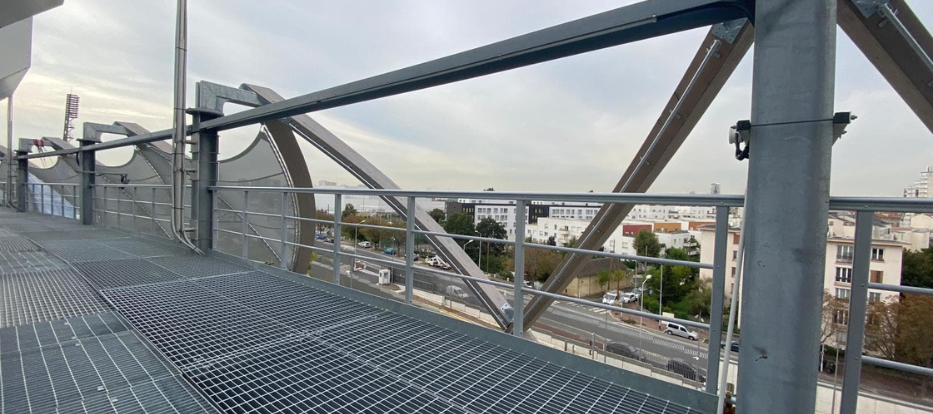 Why GRP is the Future of Data Centre Construction PARIS DATA CENTRE HANDRAIL GRP