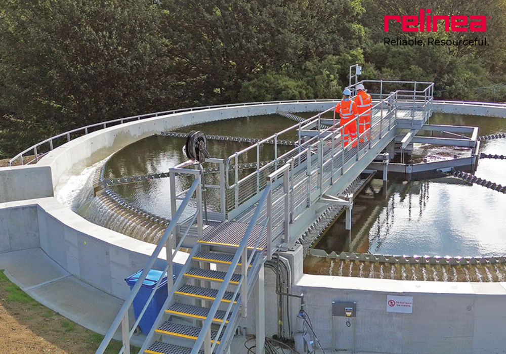 GRP Access Platforms, GRP Handrails. GRP Grating in Winter (3)